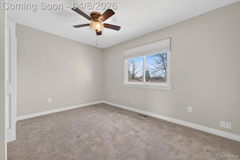 22184 Derby Road, Woodhaven, MI 48183 — Photo 27