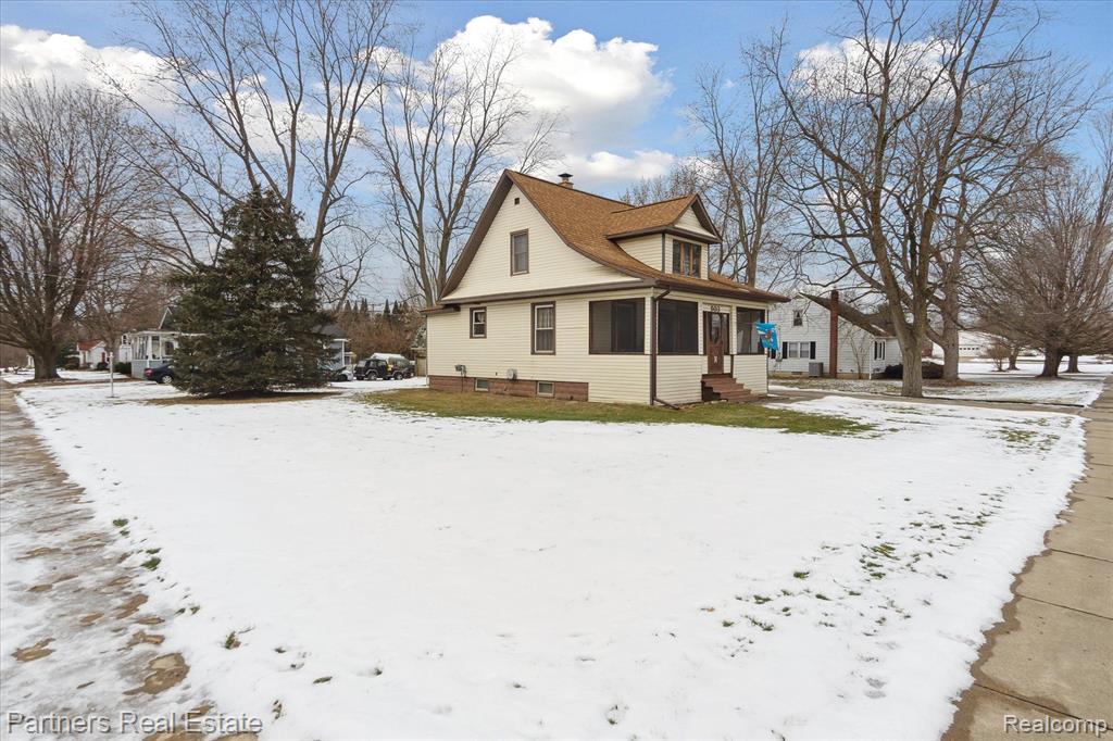 503 N Main Street, Webberville, MI 48892 — Photo 3