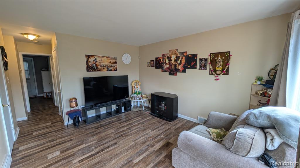 1839 Ackley Avenue, Westland, MI 48186 — Photo 5
