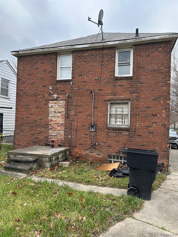 2715 S BEATRICE Street, Detroit, MI 48217 — Photo 4