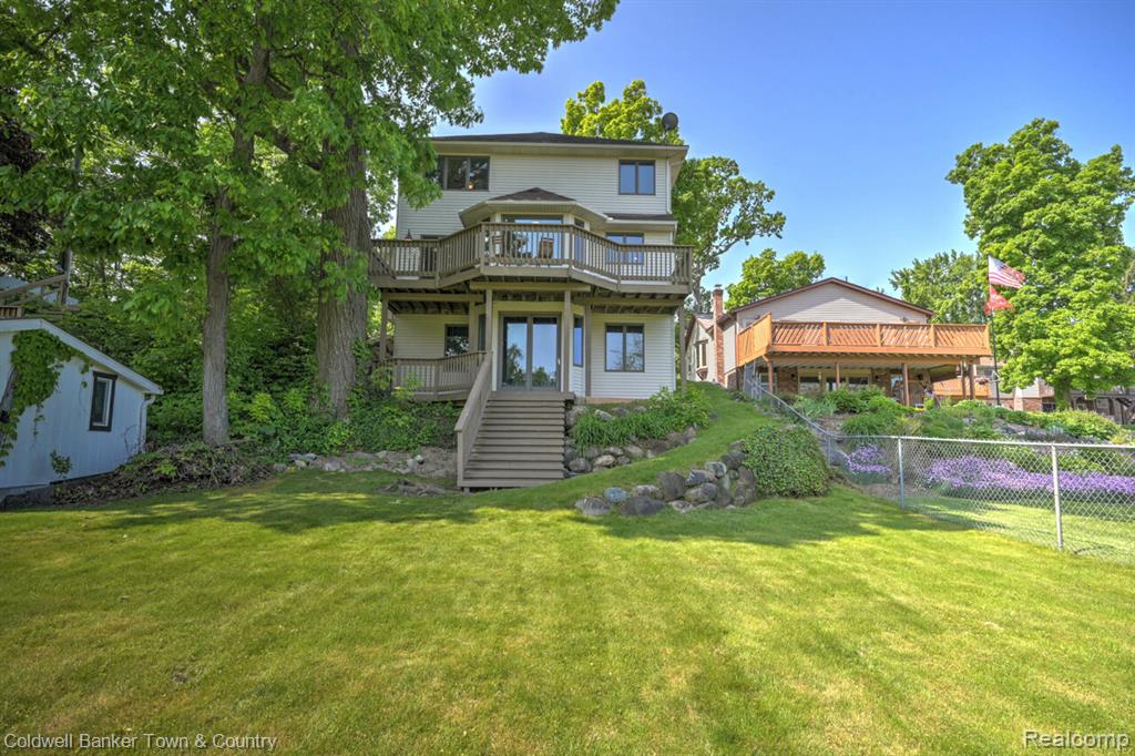 11265 N Shore Drive, Whitmore Lake, MI 48189 — Photo 49