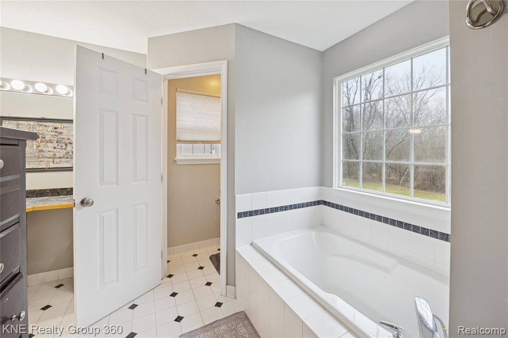 15082 Meadow Lane, Linden, MI 48451 — Photo 24