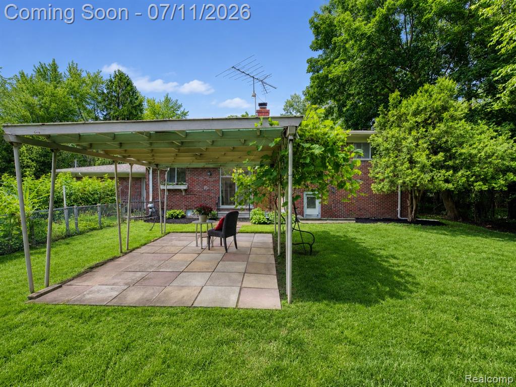 6970 Wing Lake Road, Bloomfield Hills, MI 48301 — Photo 39