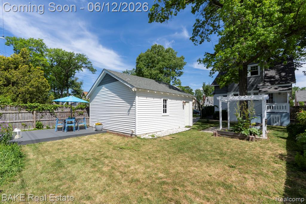 675 W Hazelhurst Street, Ferndale, MI 48220 — Photo 11