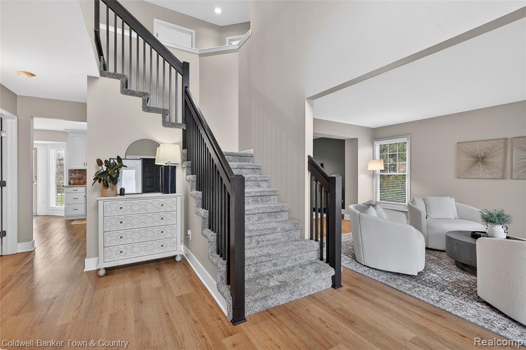 480 NAIRN Circle, Highland, MI — Photo 5