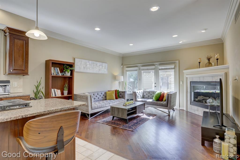 721 S Kenwood Avenue, Royal Oak, MI 48067 — Photo 17