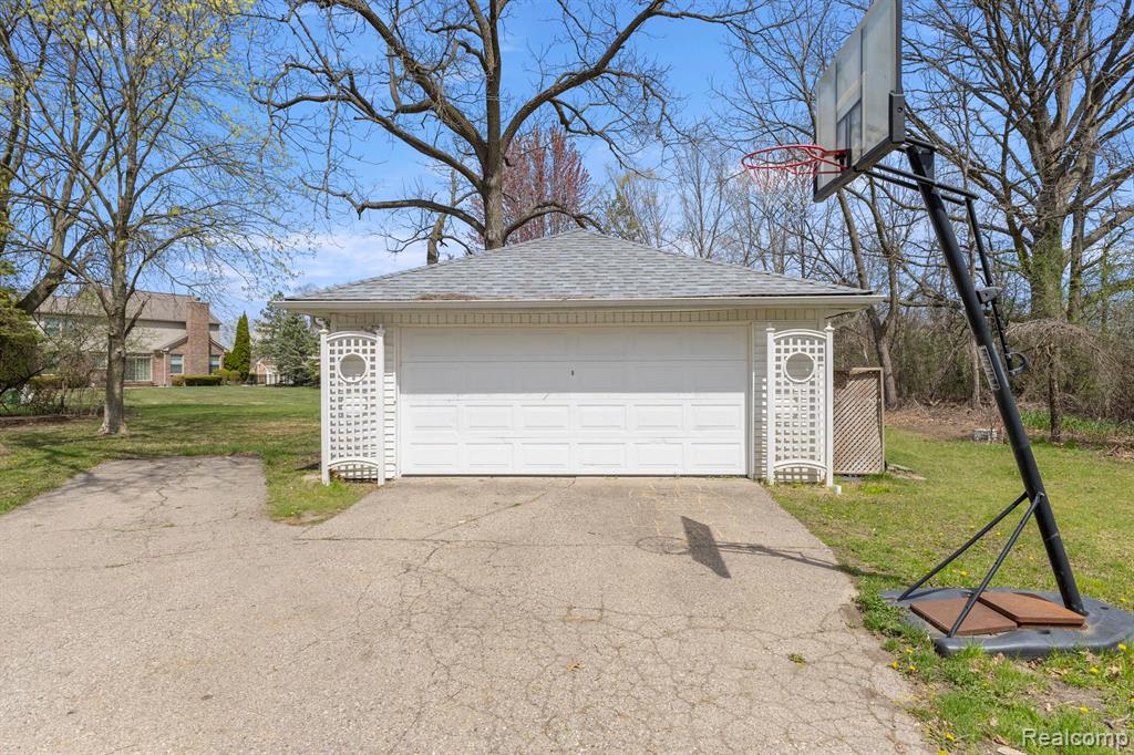 46910 CHERRY HILL Road, Canton, MI 48187 — Photo 34