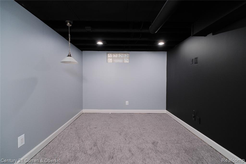13631 Labelle Street, Oak Park, MI 48237 — Photo 28