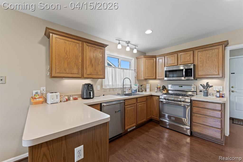 7715 Cherrywood Drive, Westland, MI — Photo 10