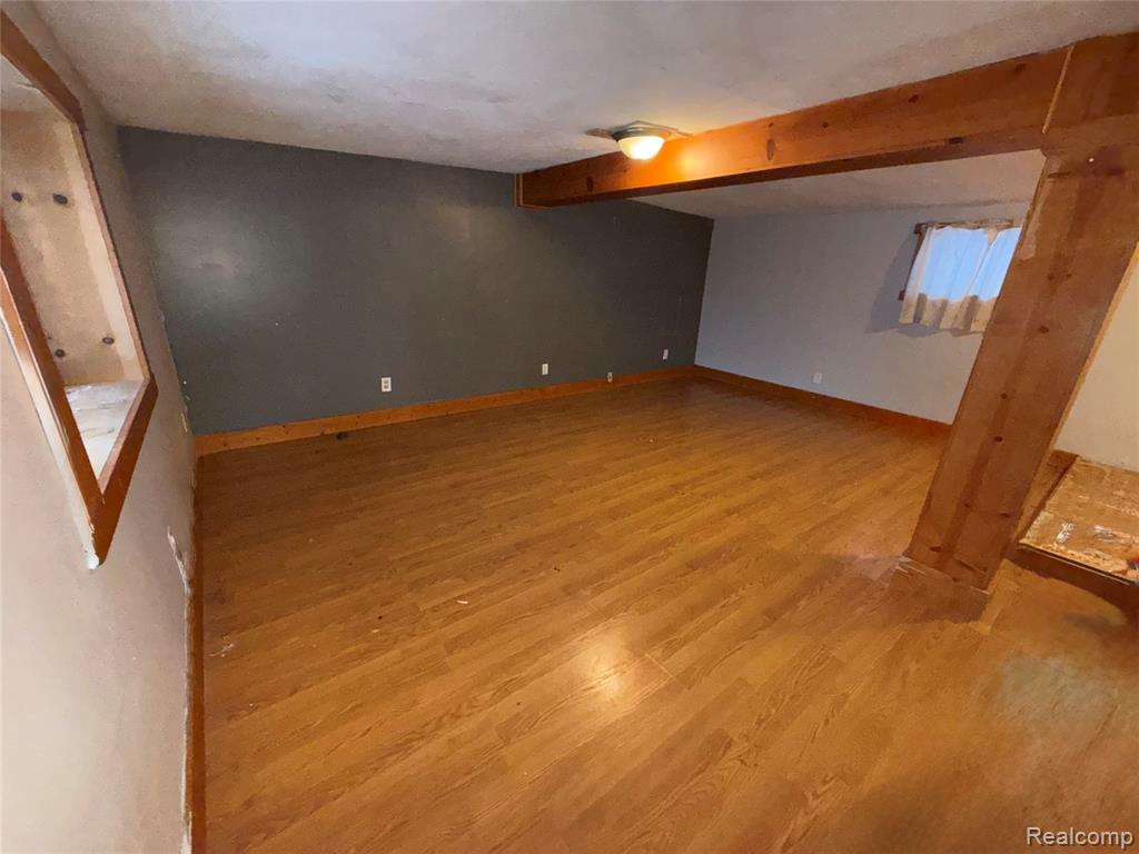 609 S Wood Street, Chesaning, MI 48616 — Photo 10