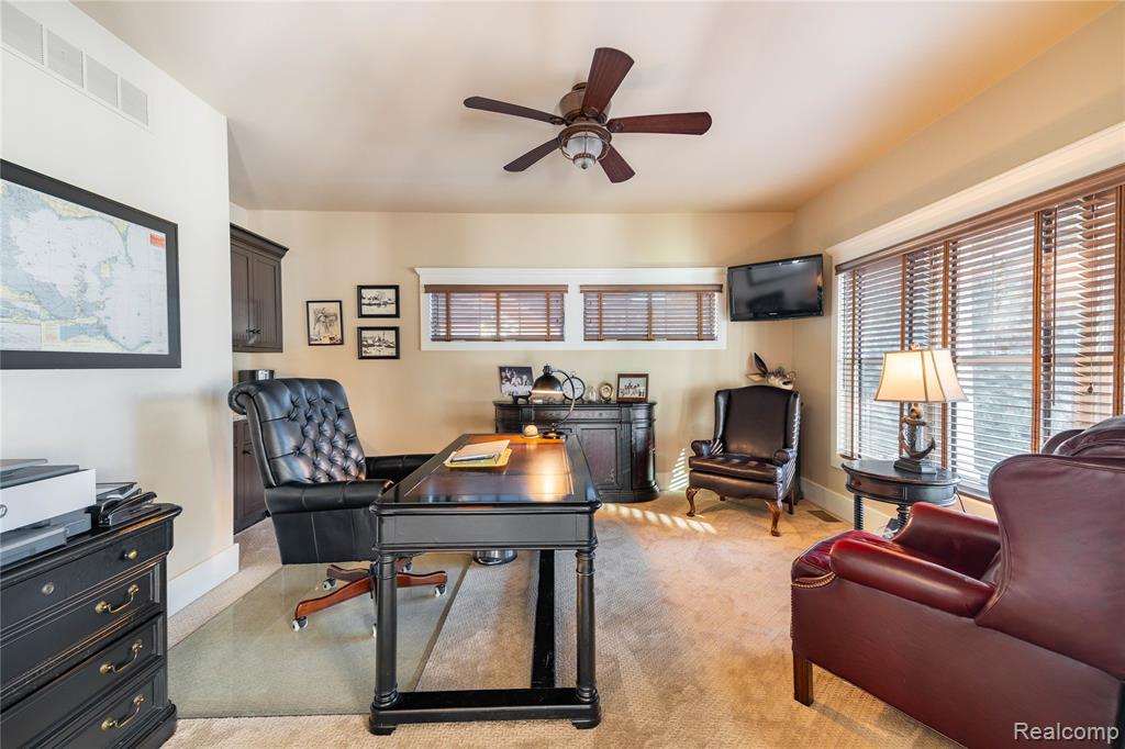 19495 Lighthouse Point, Grosse Ile, MI 48138 — Photo 27