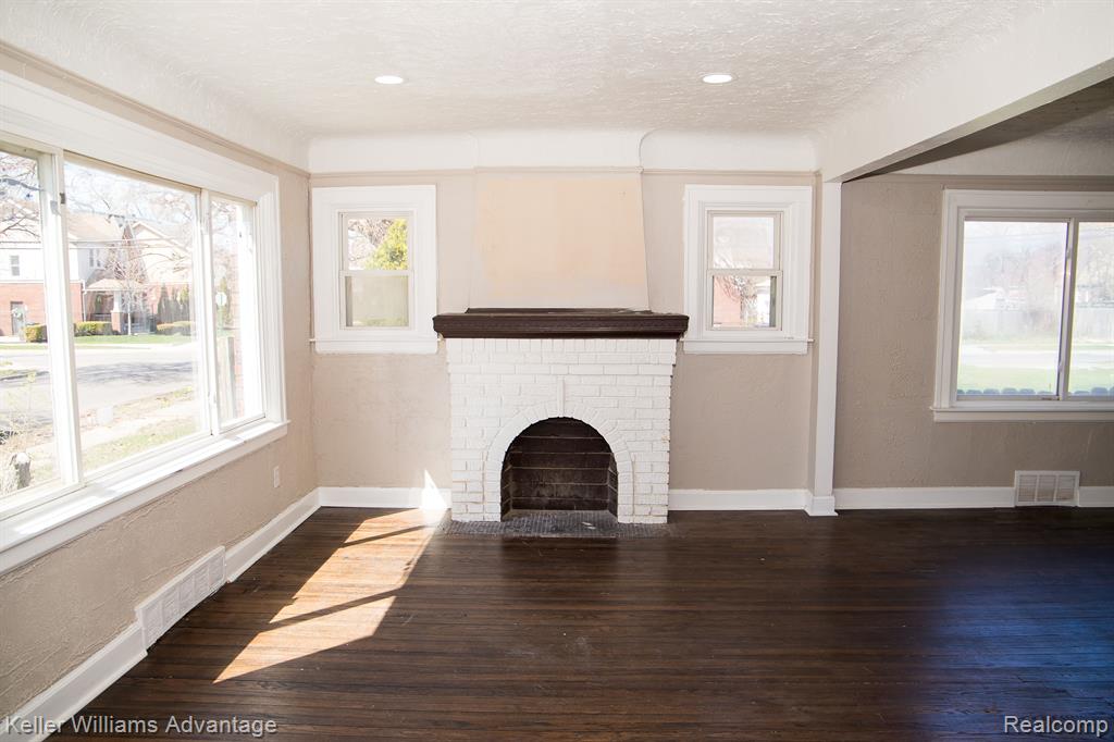 16250 ARDMORE Street - Photo 2