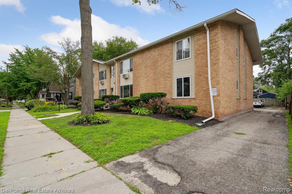 500 E Maplehurst Street, Ferndale, MI 48220 — Photo 3