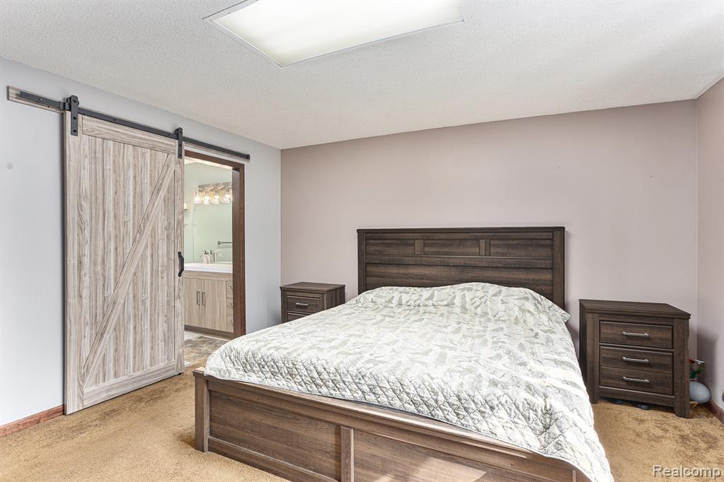 808 S Dow Road, MI 48661 — Photo 12