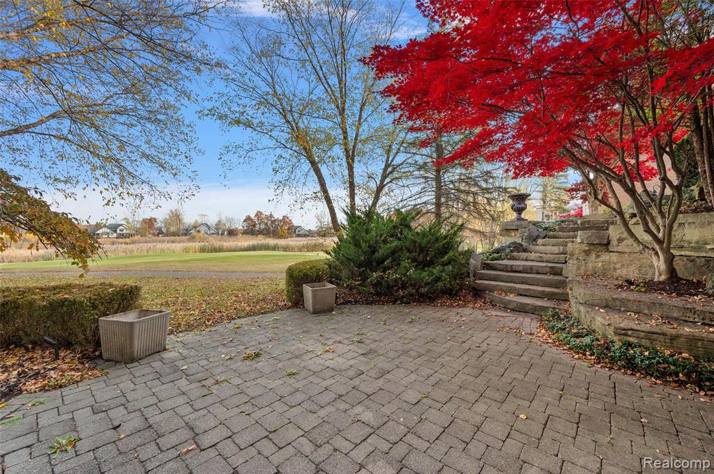 83 Greenan Lane, Lake Orion, MI 48362 — Photo 58
