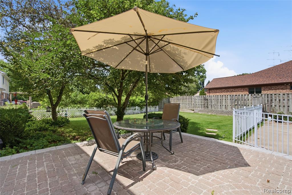 46884 Ben Franklin Drive, Utica, MI 48315 — Photo 55