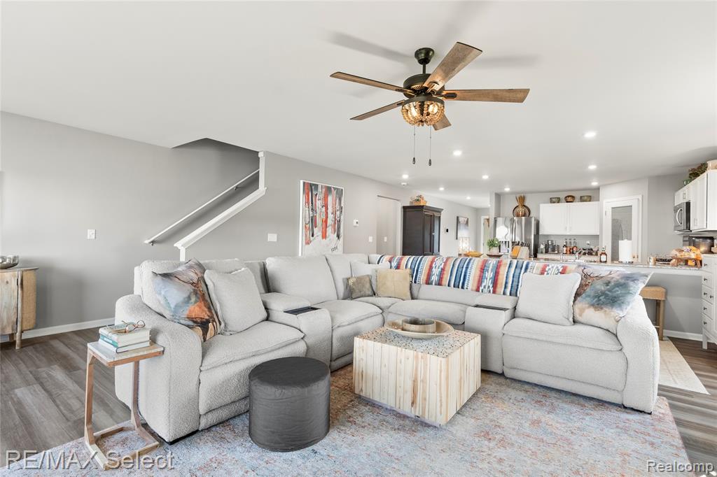 8371 Crossbow Court, Grand Blanc, MI 48439 — Photo 14