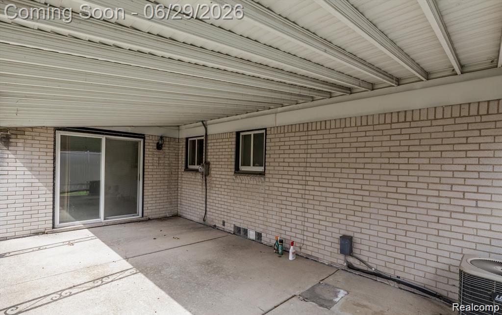 4644 Kingsley Drive, Warren, MI 48092 — Photo 17