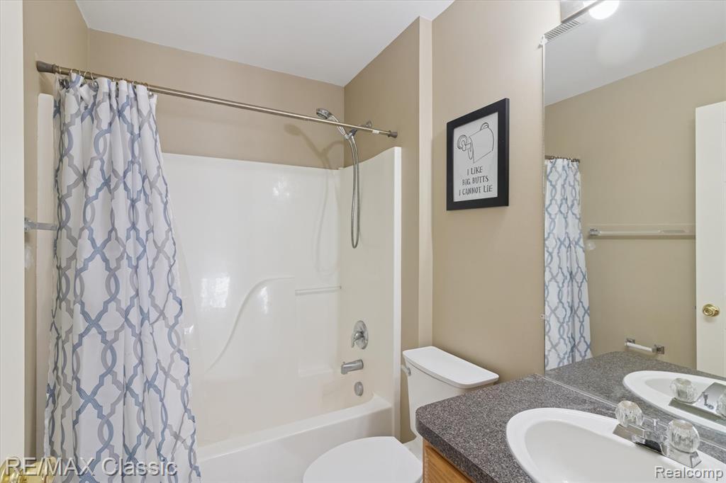 868 Deer Run Lake Road, Holly, MI 48442 — Photo 34