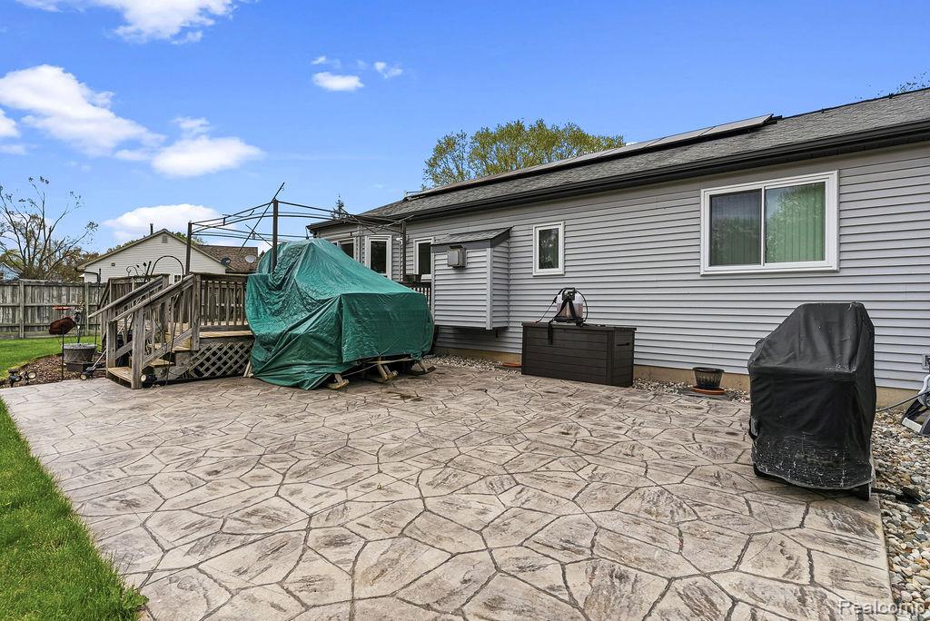 4713 Desert Bridge Court, Highland, MI 48356 — Photo 12