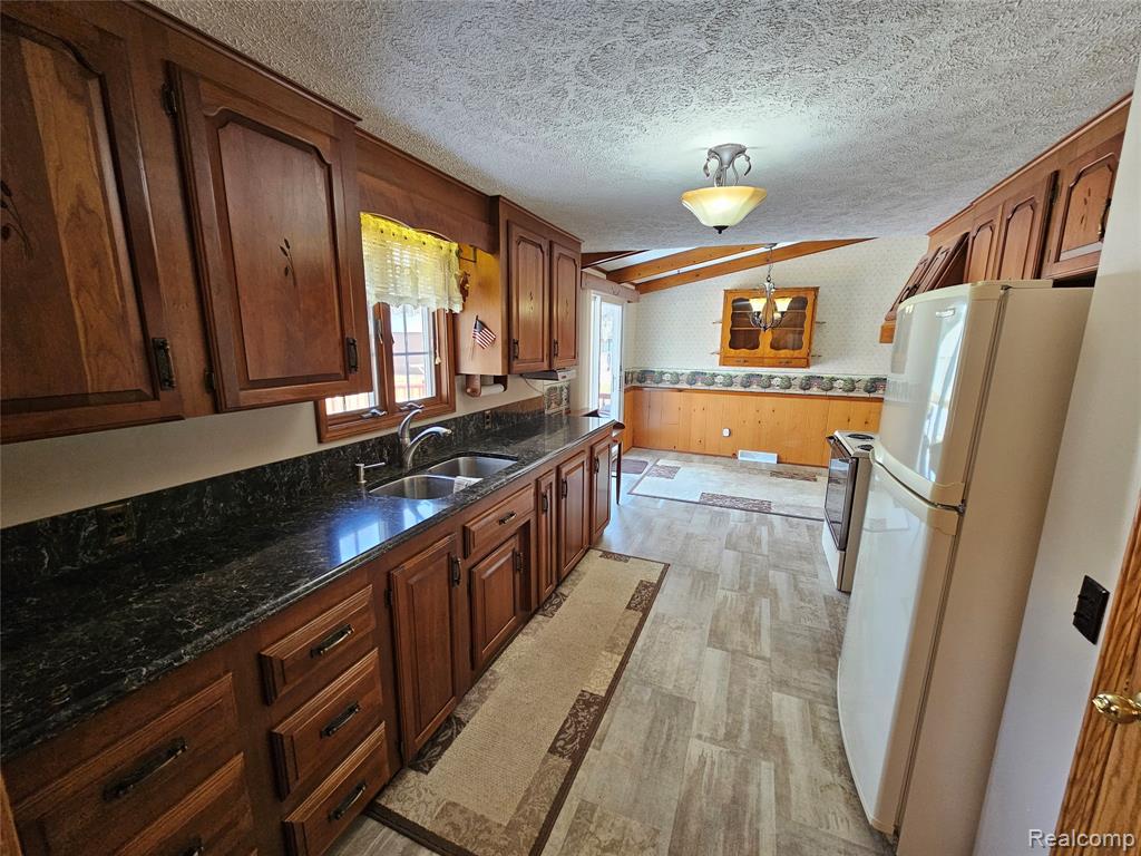 9166 Millington Road, Vassar, MI 48768 — Photo 5