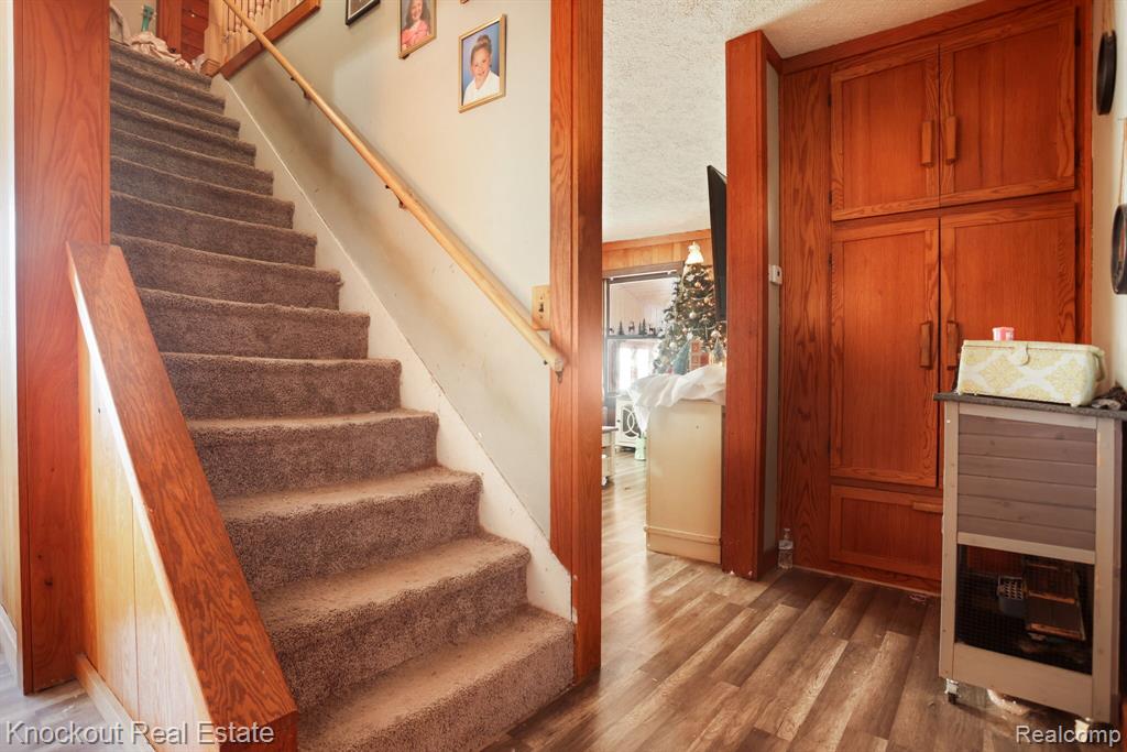 6180 Shattuck Road, Saginaw, MI 48603 — Photo 16