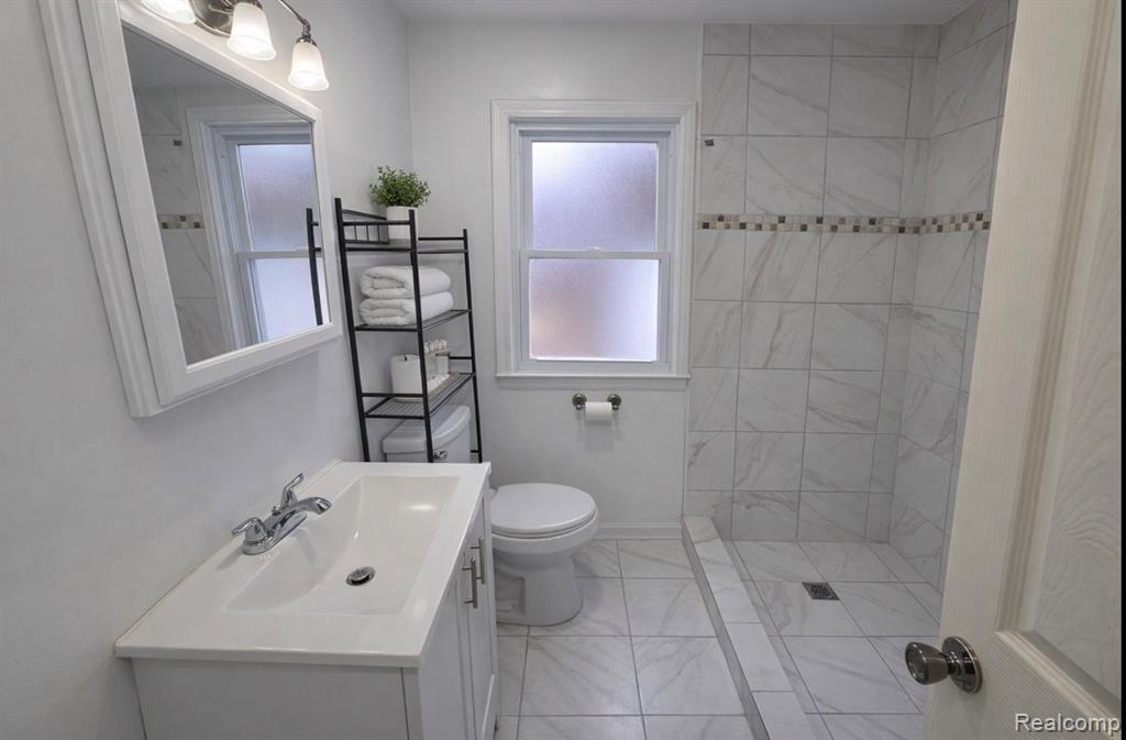 5651 Fenton Street, Dearborn Heights, MI 48127 — Photo 5