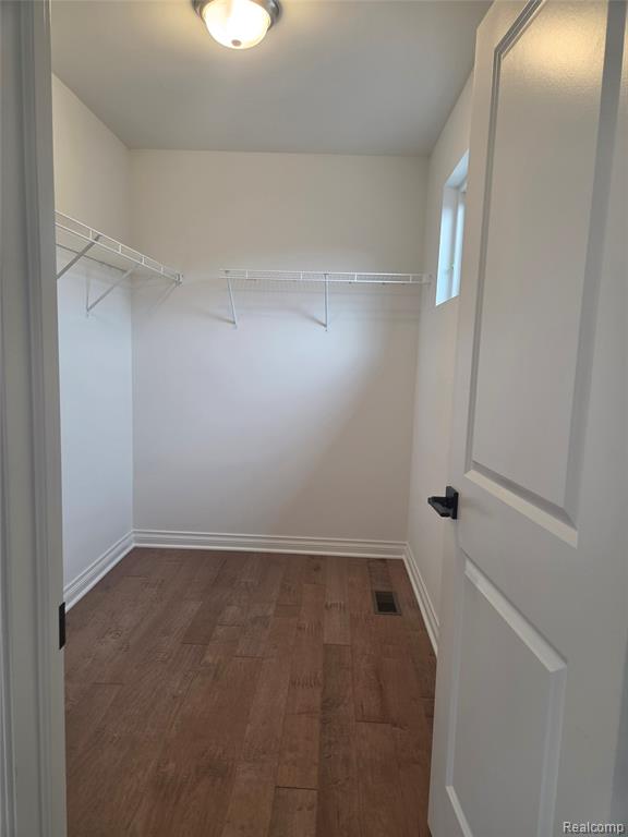 60671 TOWN SQUARE Street, New Hudson, MI 48165 — Photo 38