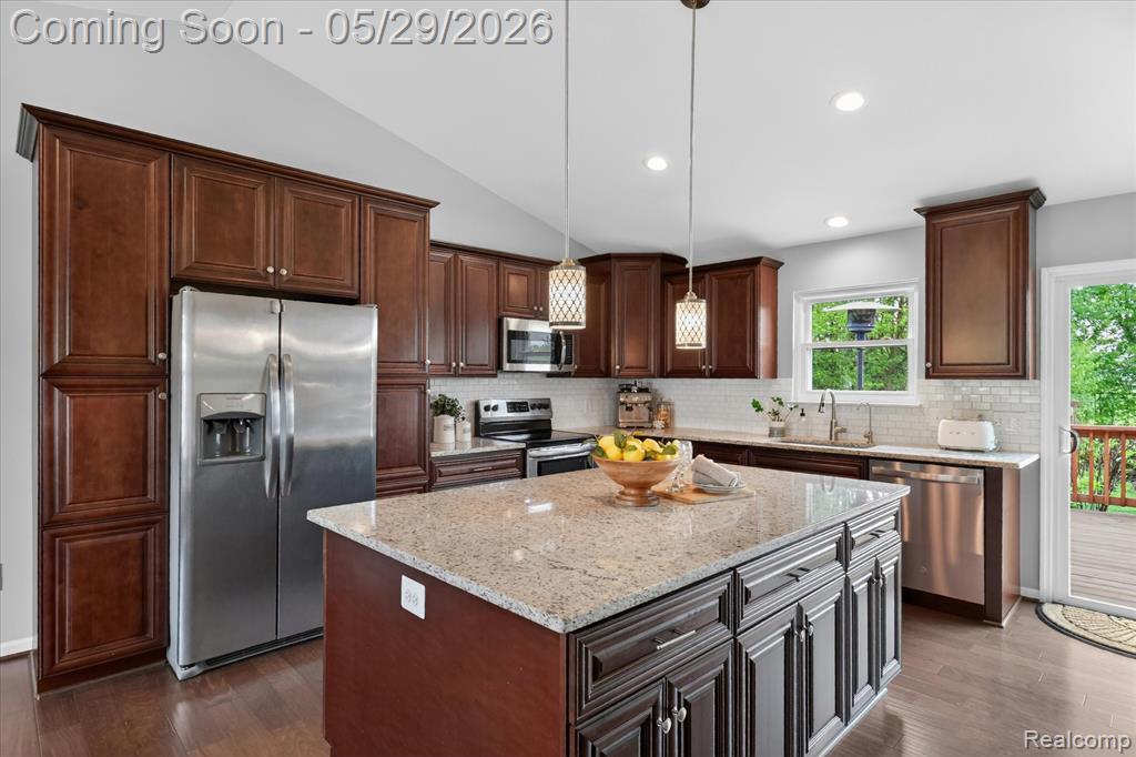 349 Princeton Drive, South Lyon, MI 48178 — Photo 6