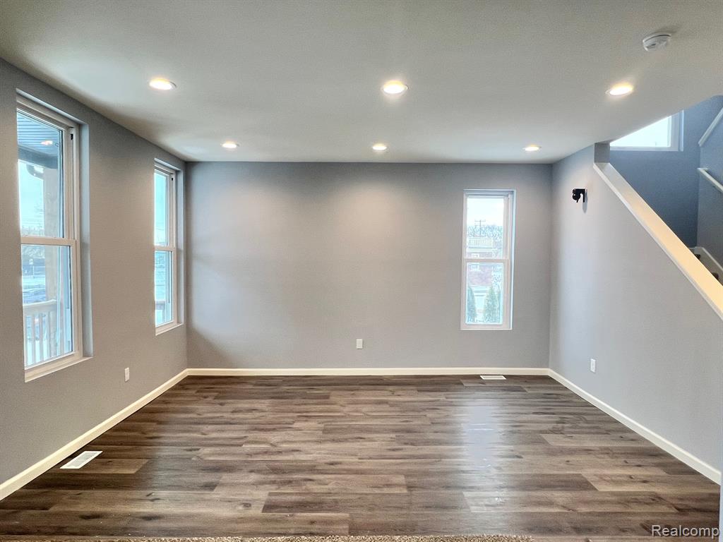 2931 Garland Street, Detroit, MI 48214 — Photo 3
