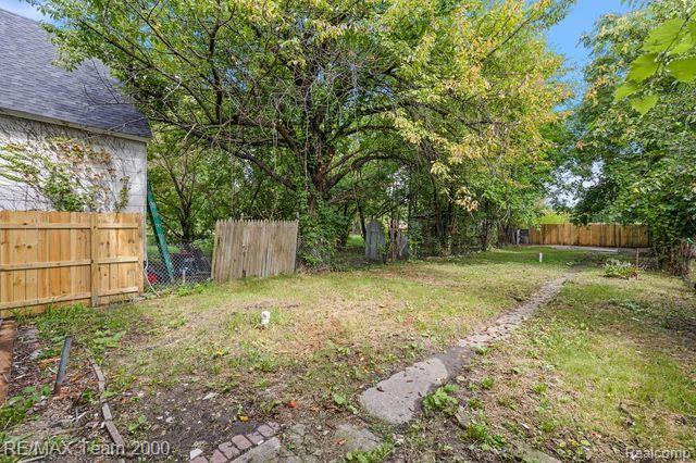 5430 ELMWOOD Street, Detroit, MI 48211 — Photo 27
