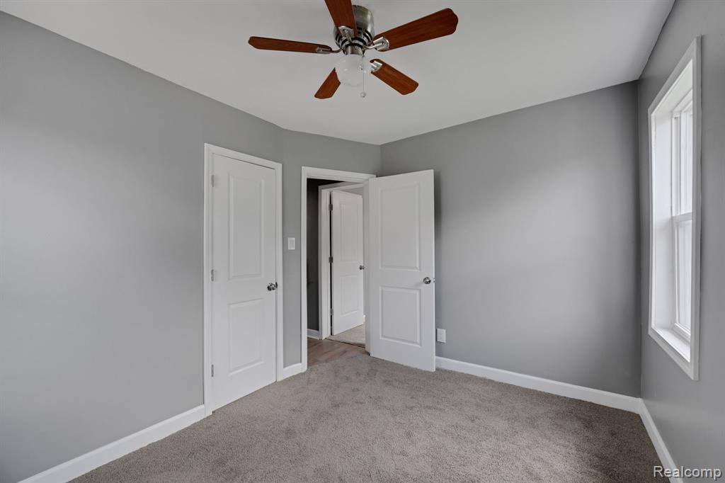 9201 BOLEYN Street, Detroit, MI 48224 — Photo 15