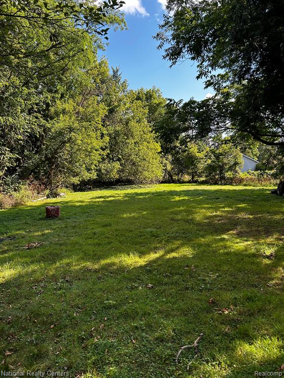 506 E OREGON Street, Lapeer, MI 48446 — Photo 14