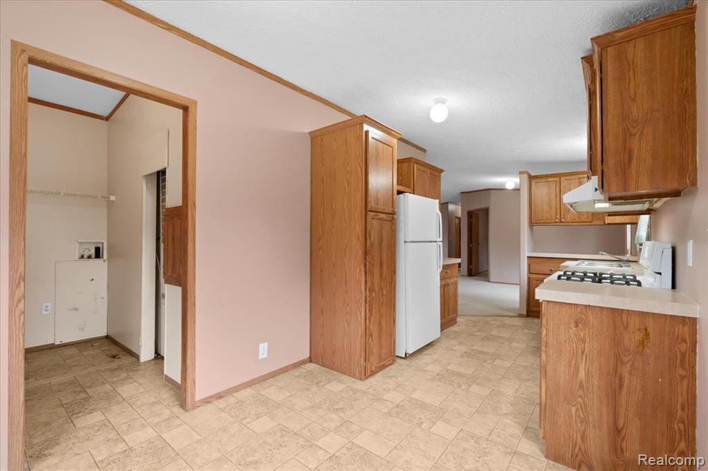 4477 Single Tree Drive, Howell, MI 48843 — Photo 11