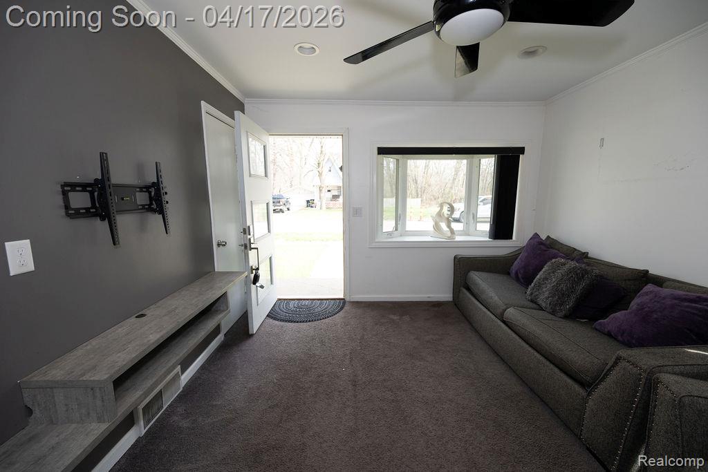 15389 Fenton, Redford, MI 48239 — Photo 3
