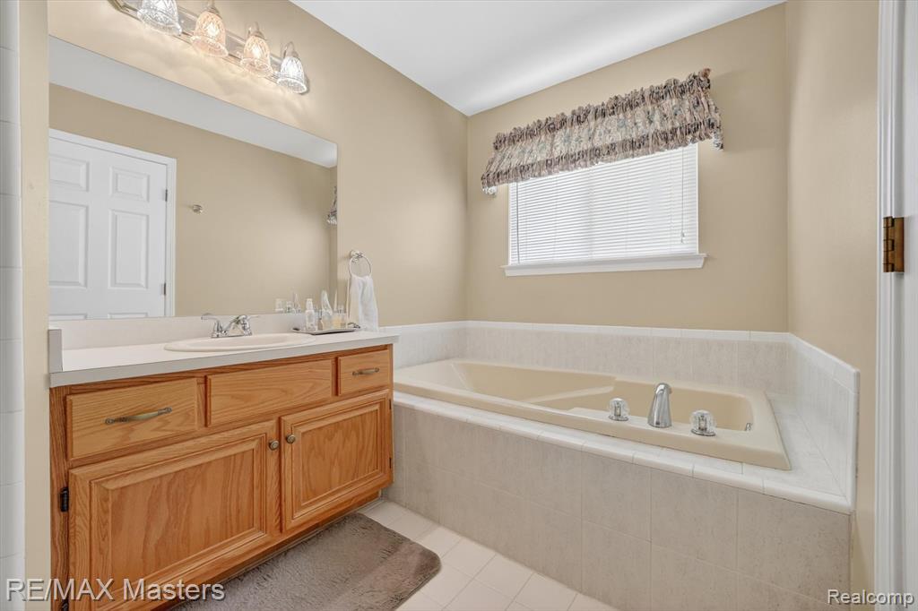 28817 Sugar Island Court, Rockwood, MI — Photo 22