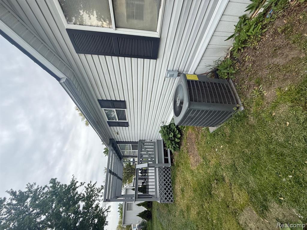 43505 Charlemagne Avenue, Sterling Heights, MI 48314 — Photo 3