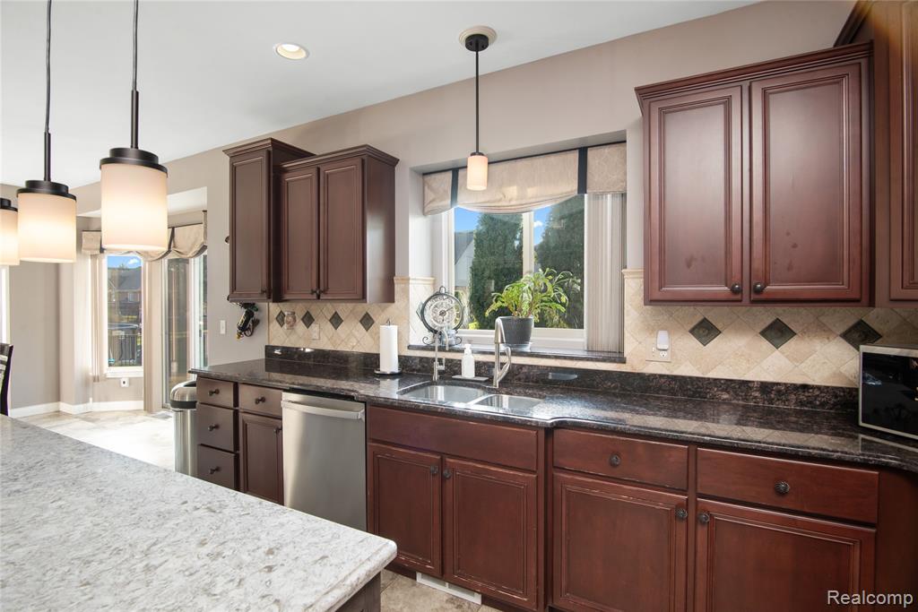 51879 Mauro Lane, Macomb, MI 48042 — Photo 15