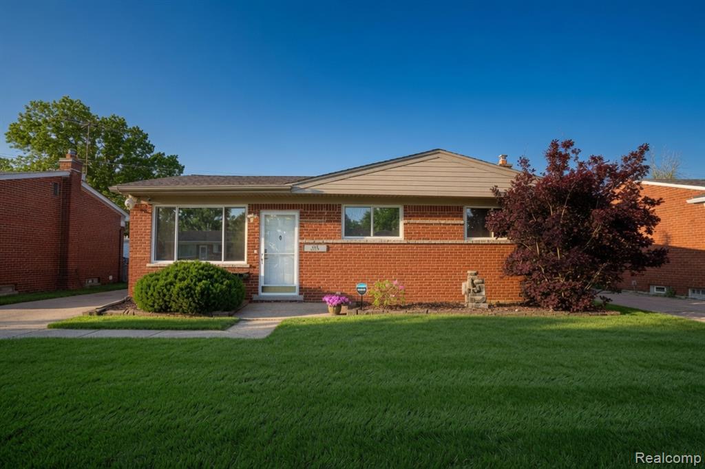 18584 Blue Island Court, Roseville, MI 48066 — front exterior