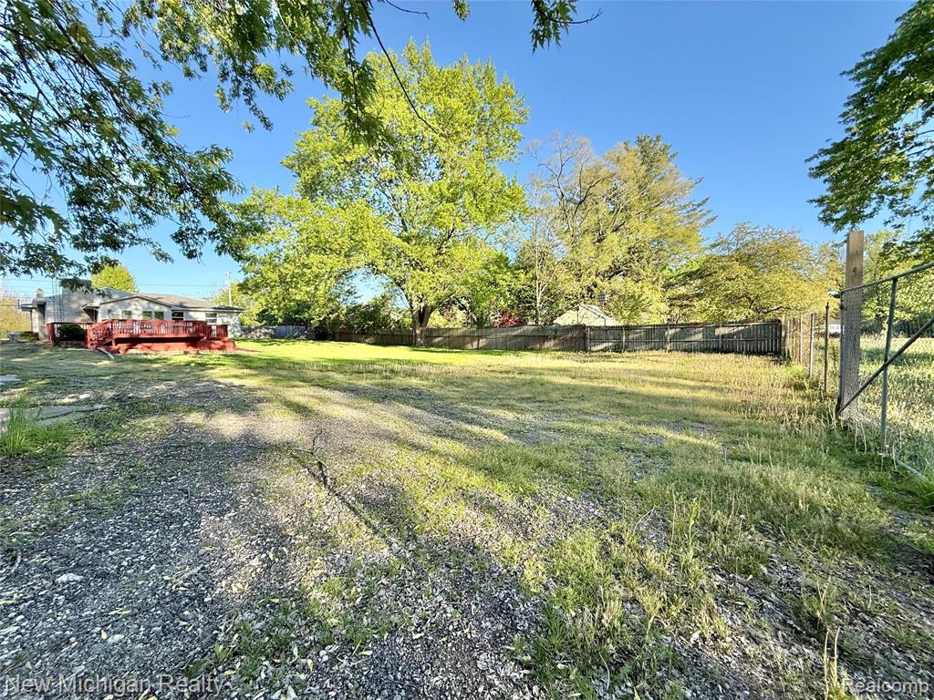 5288 Torrey Road, Mundy, MI 48507 — Photo 34