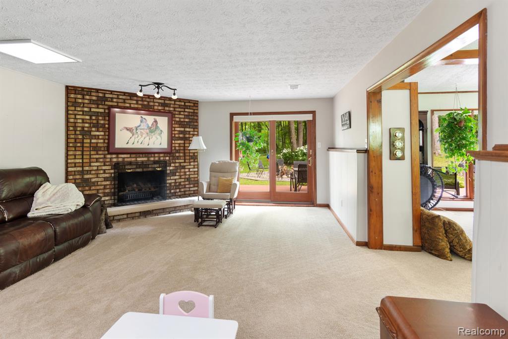 5500 Hartland Road, Fenton, MI 48430 — Photo 15