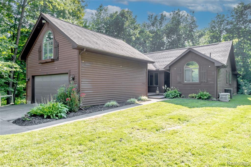 5413 N McKinley Road, Flushing, MI 48433 — Photo 35