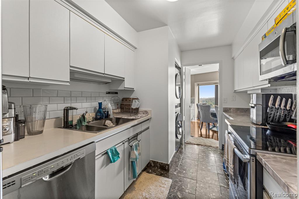 5000 Town Center, 1503, Southfield, MI 48075 — Photo 18