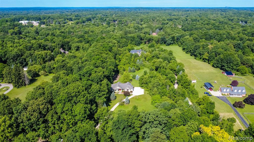 9887 Hadley Road, Clawson, MI 48348 — Photo 48