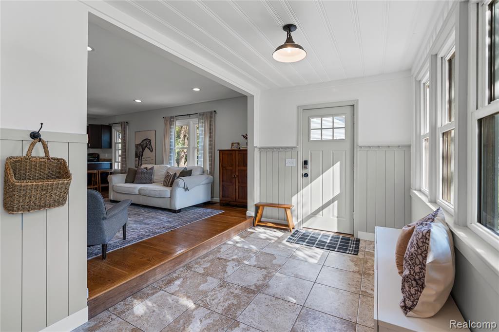 872 W Silver Lake Road, Fenton, MI 48430 — Photo 18