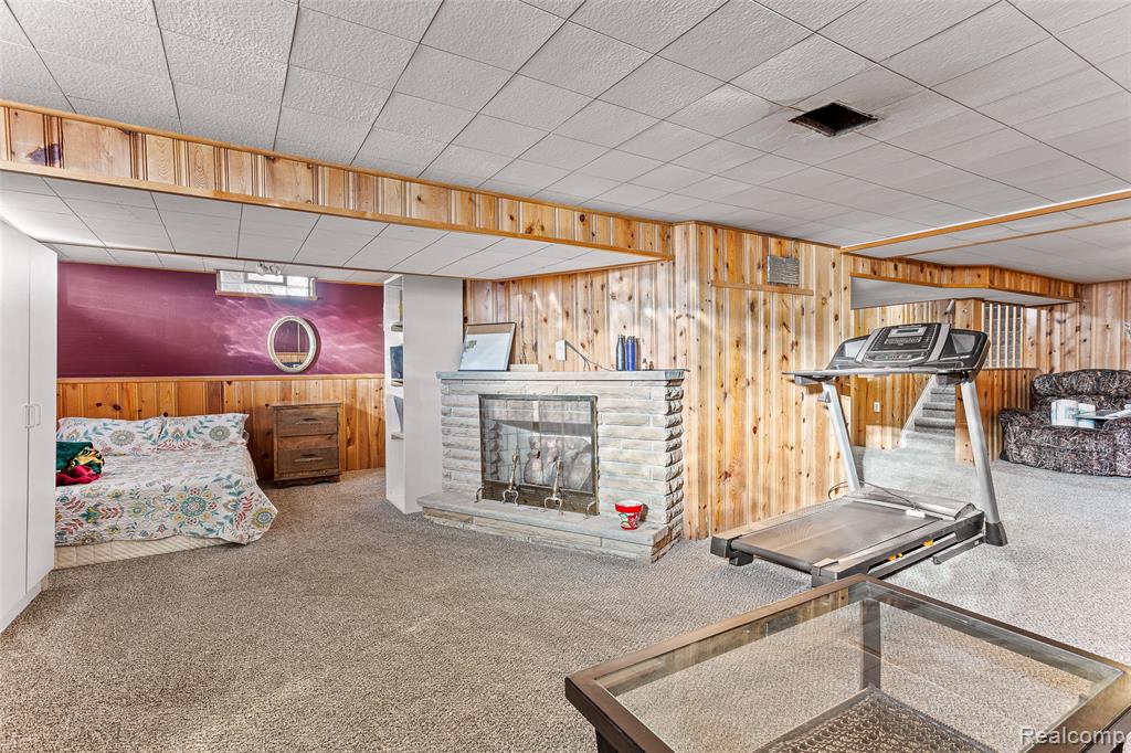 8681 Whitefield Street, Dearborn Heights, MI 48127 — Photo 22