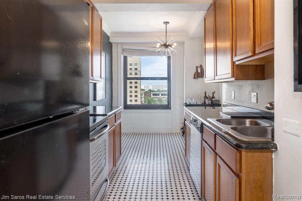 15 E KIRBY Street, 703, Detroit, MI 48202 — Photo 14