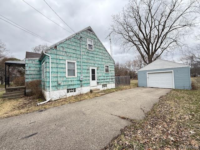 2251 Howe Road, Burton, MI 48519 — Photo 2