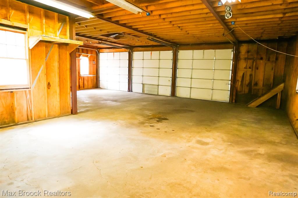 24 Ridge Road, Pleasant Ridge, MI — Photo 16