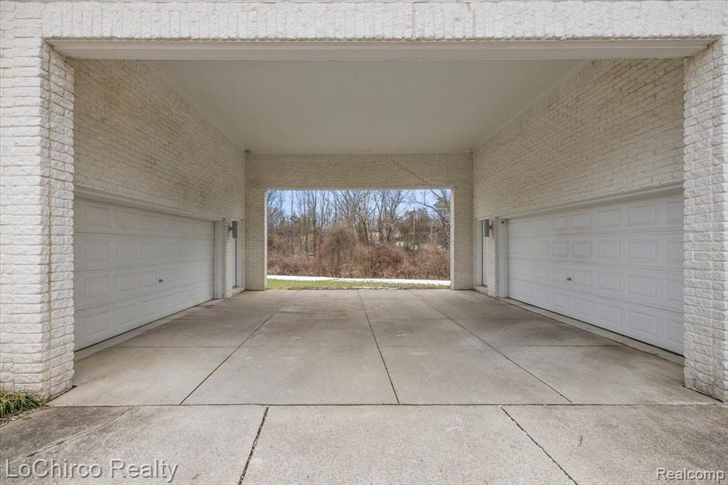 924 KNOB CREEK Drive, Rochester, MI 48306 — Photo 41